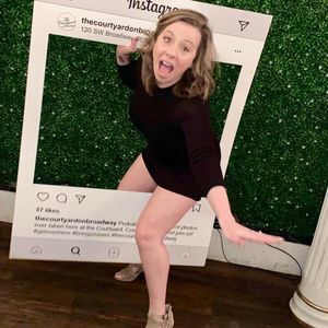 Meet your Posher, Adrienne